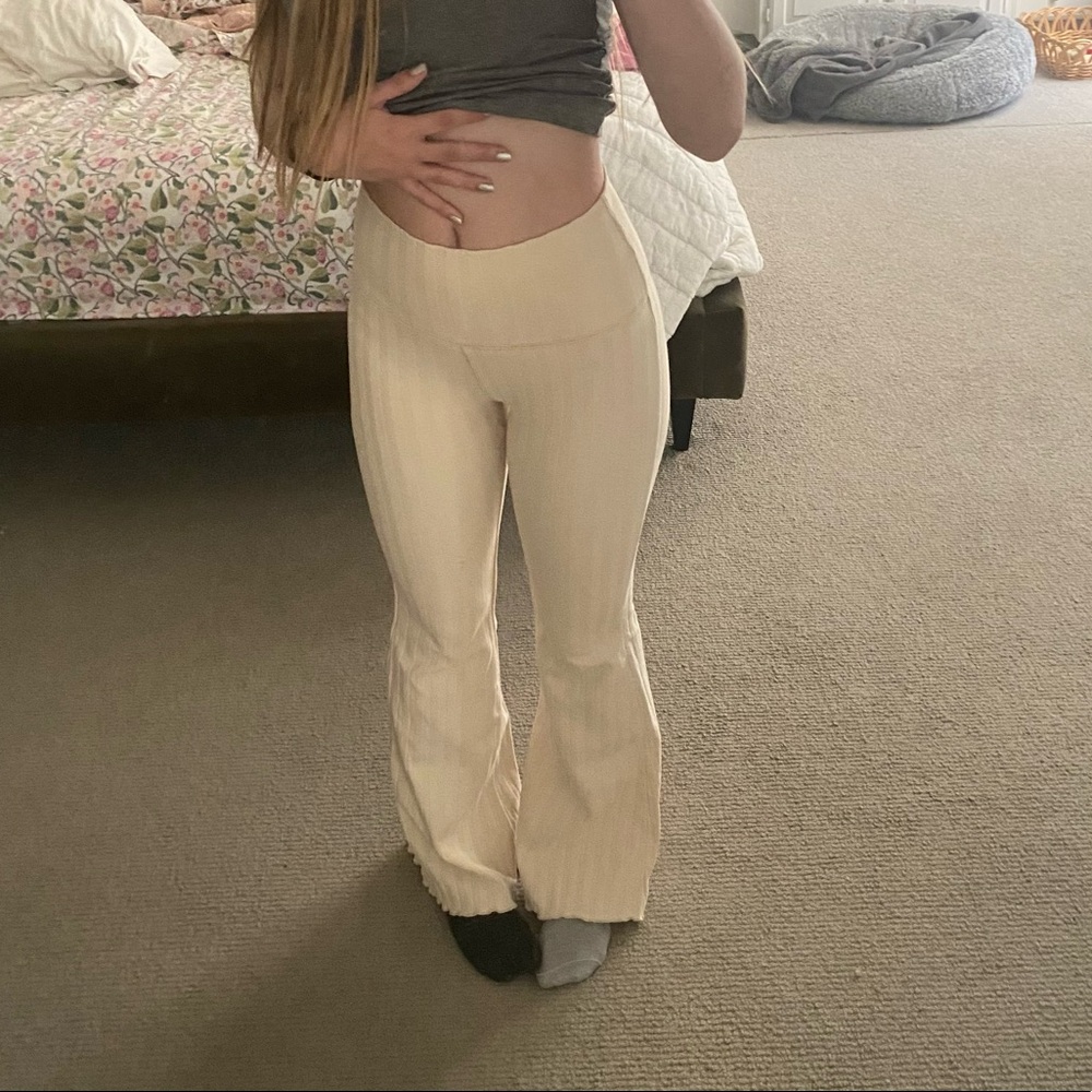Aerie offline ribbed flare leggings